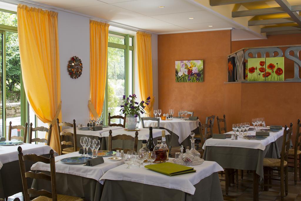 Logis Hotel Restaurant Le Mont Aigoual Meyrueis Exterior foto